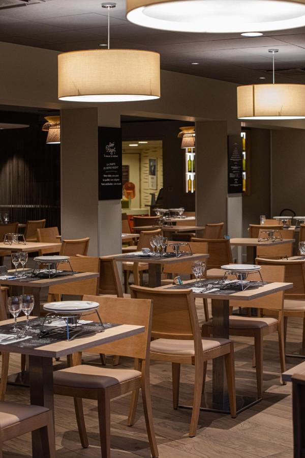 Hotel Ibis Styles Clermont-Ferrand Aeroport Zewnętrze zdjęcie
