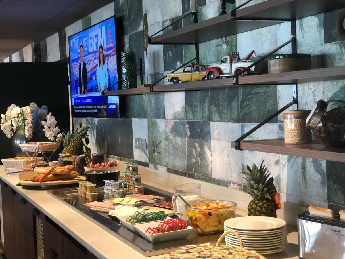 Hotel Ibis Styles Clermont-Ferrand Aeroport Zewnętrze zdjęcie