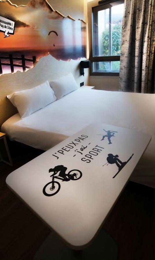 Hotel Ibis Styles Clermont-Ferrand Aeroport Zewnętrze zdjęcie