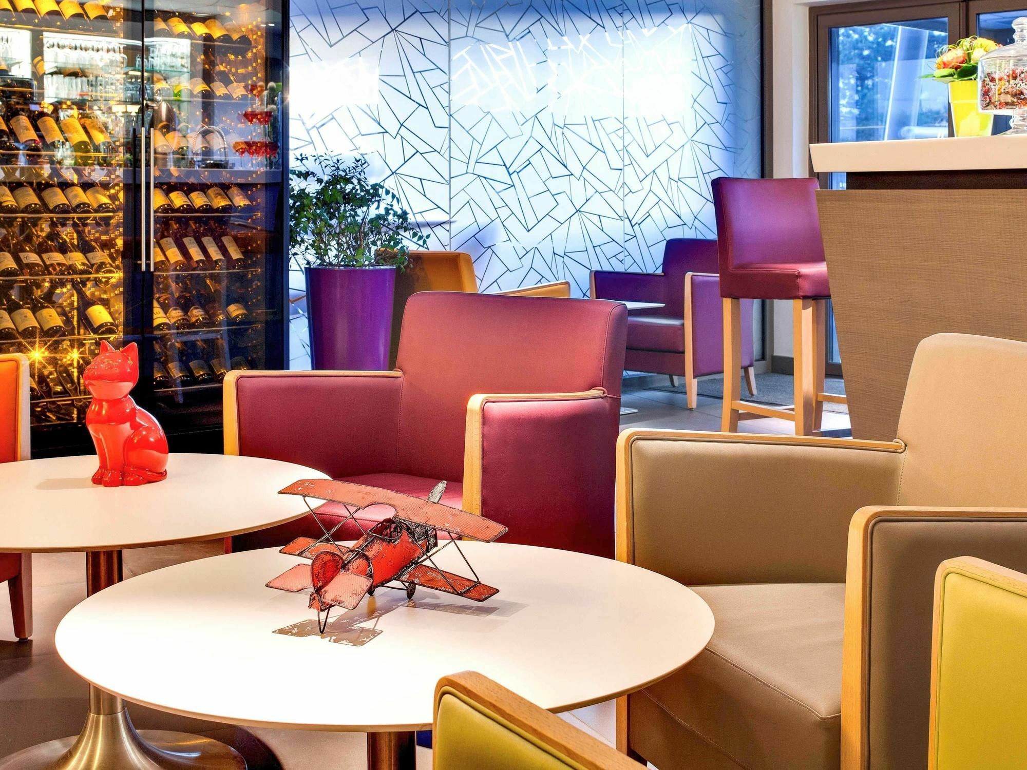 Hotel Ibis Styles Clermont-Ferrand Aeroport Zewnętrze zdjęcie